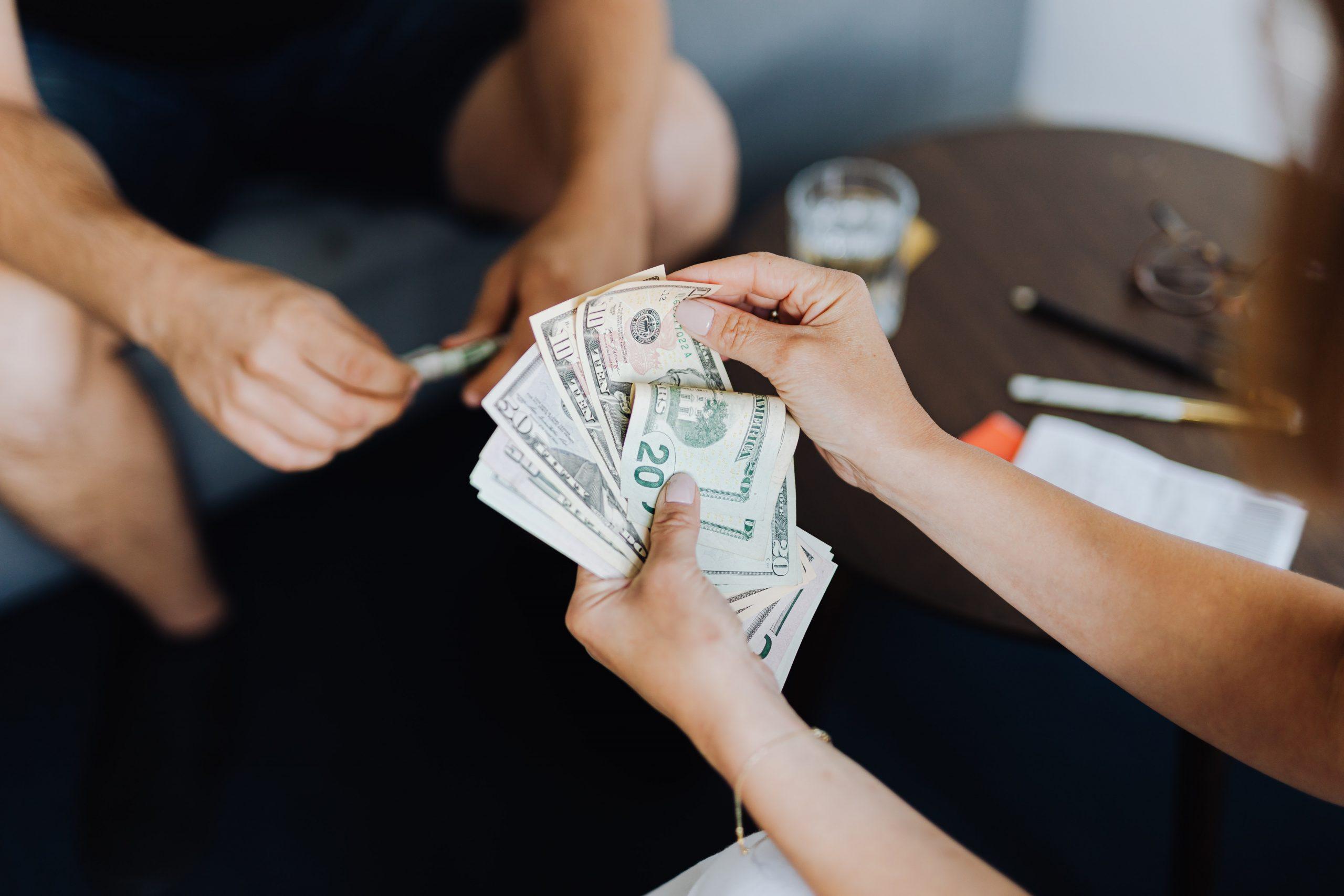 ارزش طول عمر مشتری-کاور